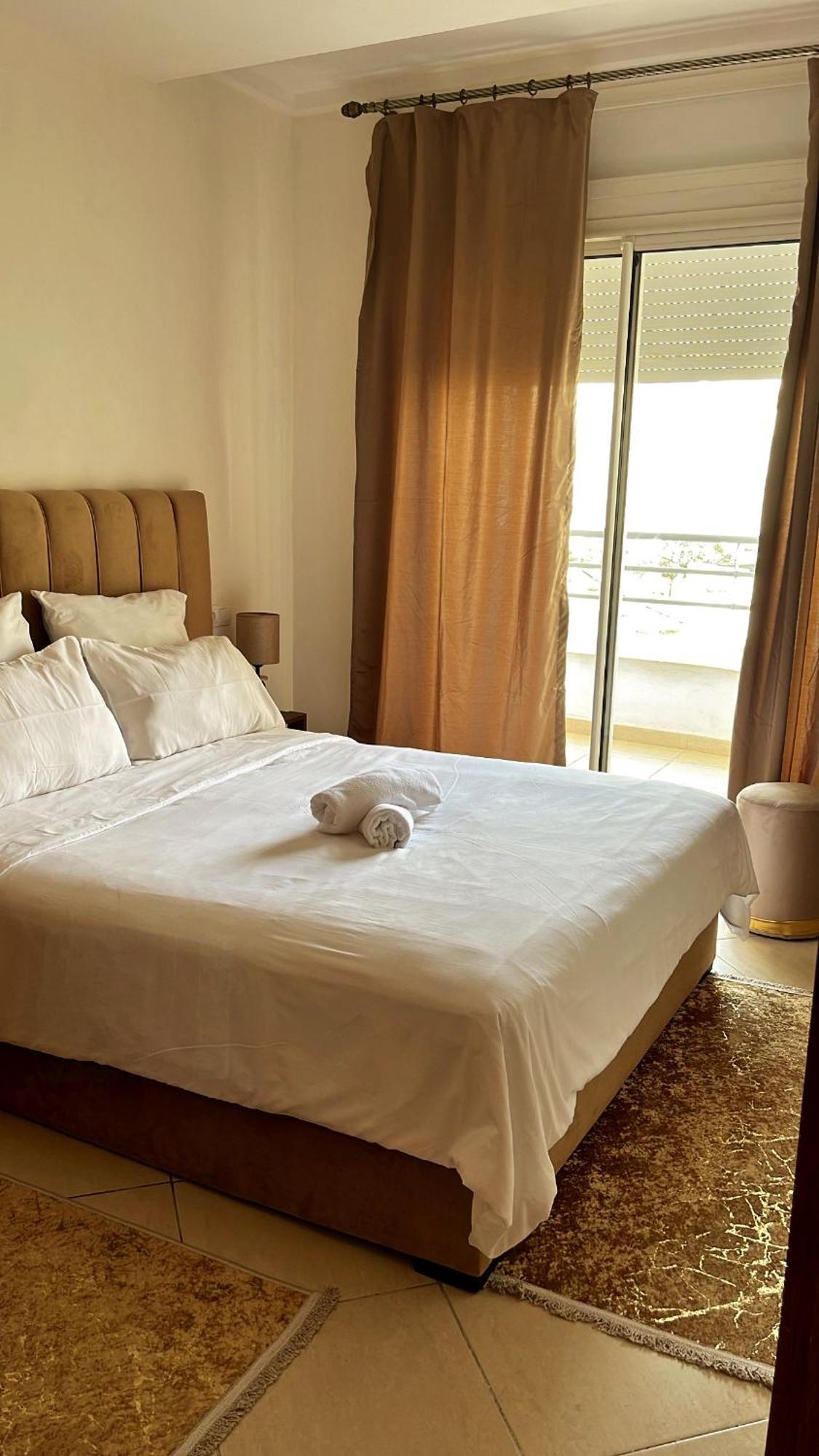 Elegant Appartement Avec Un Acces Piscine Jardin Parking Sous-Sol Et Wifi Haut Debit Fibre Optique Танжер Экстерьер фото