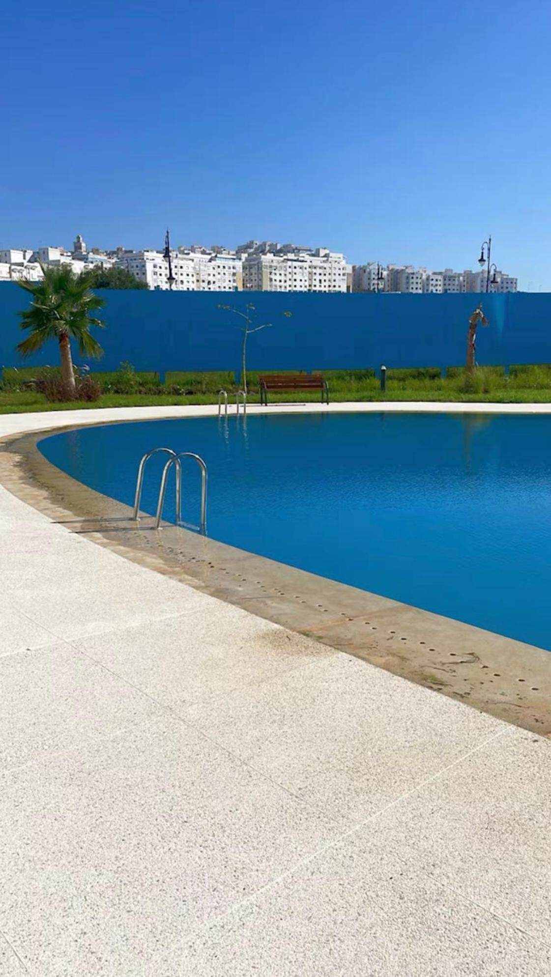 Elegant Appartement Avec Un Acces Piscine Jardin Parking Sous-Sol Et Wifi Haut Debit Fibre Optique Танжер Экстерьер фото