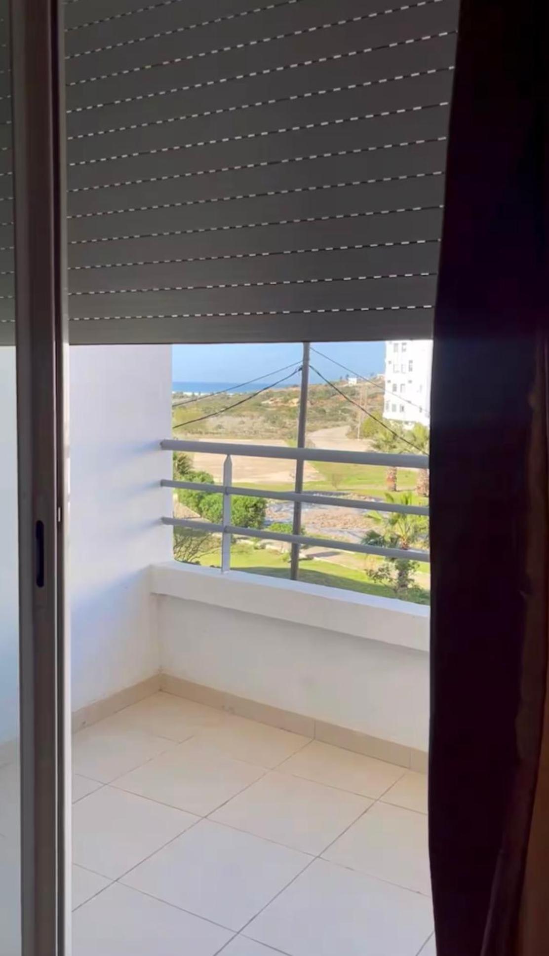 Elegant Appartement Avec Un Acces Piscine Jardin Parking Sous-Sol Et Wifi Haut Debit Fibre Optique Танжер Экстерьер фото